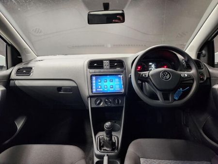 2024-Volkswagen-Polo-Vivo-14-Life_9