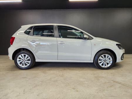 2024-Volkswagen-Polo-Vivo-14-Life_7