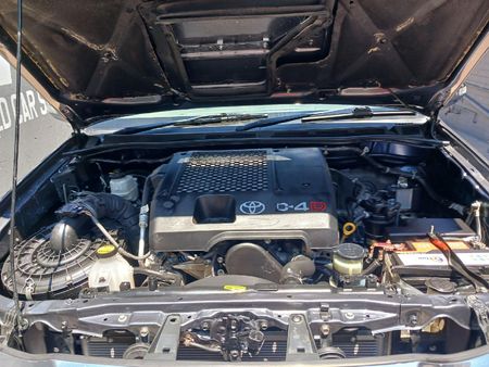 2010-Toyota-Fortuner-30-D-4D-Raised-Body-Auto_11