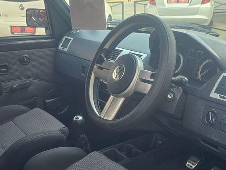 2008-Volkswagen-Citi-16i-Rox_7