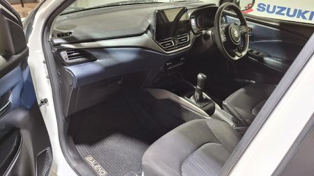 2023-Suzuki-Baleno-15-GLX_15
