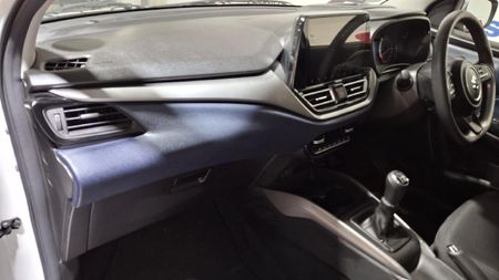 2023-Suzuki-Baleno-15-GLX_16