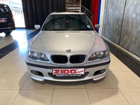 2005-BMW-3-Series-318i_2