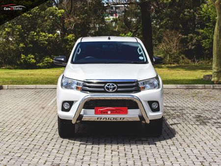 2018-Toyota-Hilux-24-GD-6-Raised-Body-SRX-Double-Cab_10