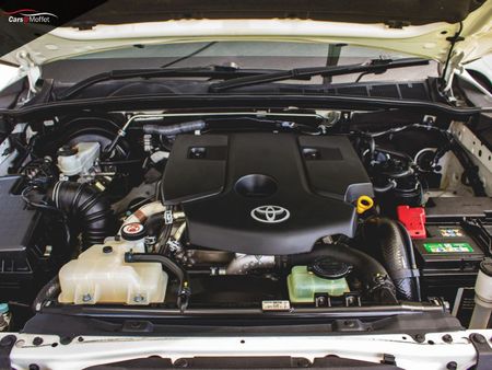2018-Toyota-Hilux-24-GD-6-Raised-Body-SRX-Double-Cab_5