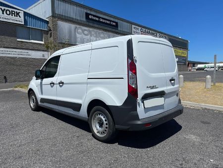 2018-Ford-Transit-Connect-15-TDCi-Ambiente-LWB-Panel-Van_1