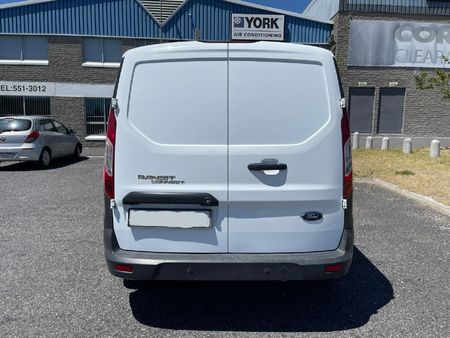 2018-Ford-Transit-Connect-15-TDCi-Ambiente-LWB-Panel-Van_4