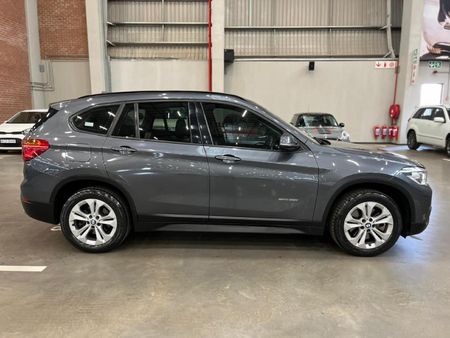2018-BMW-X1-sDrive20i-Auto_13
