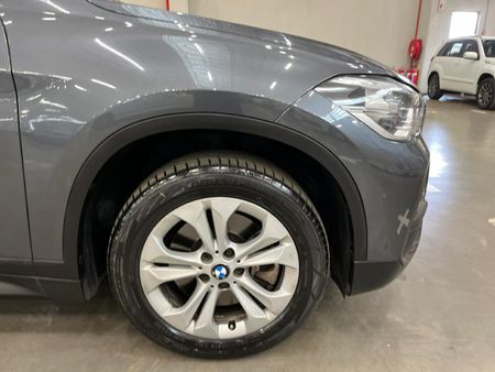 2018-BMW-X1-sDrive20i-Auto_6
