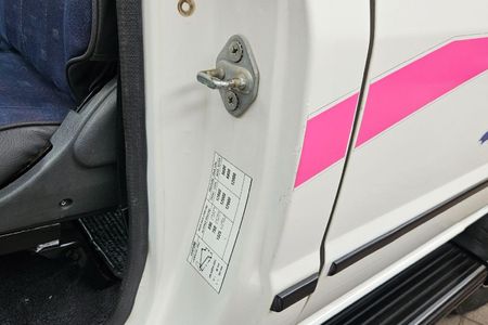 1995-Toyota-Venture-2200-64_16