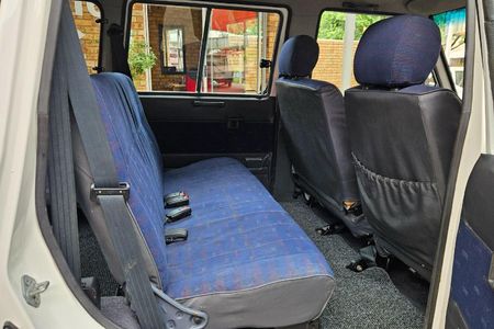 1995-Toyota-Venture-2200-64_30