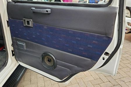 1995-Toyota-Venture-2200-64_31