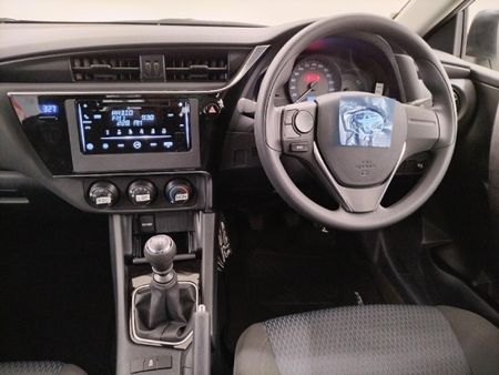2025-Toyota-Corolla-Quest-18-Plus_5