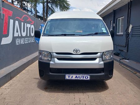 2019-Toyota-Quantum-25-D-4D-Sesfikile-16-seat_1