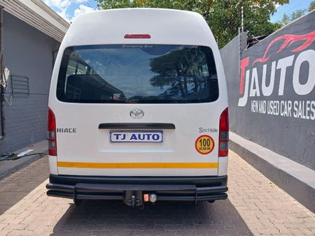 2019-Toyota-Quantum-25-D-4D-Sesfikile-16-seat_3