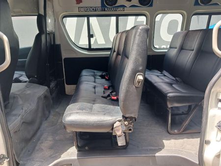 2019-Toyota-Quantum-25-D-4D-Sesfikile-16-seat_8
