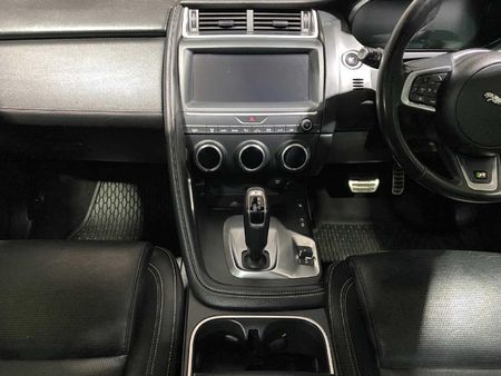 2021-Jaguar-E-Pace-D180-20D-HSE-132kW_17