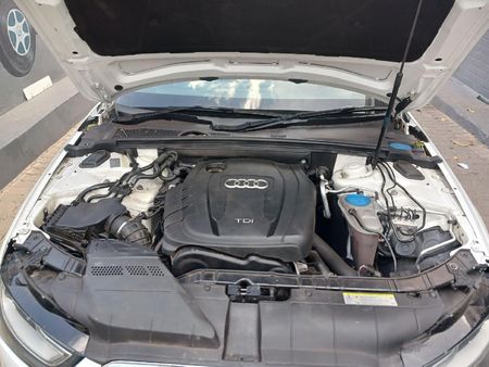 2013-Audi-A4-20-TDI-S-Auto_11