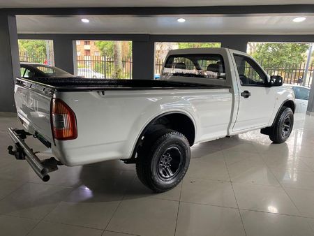 2006-Isuzu-KB-300-TDi-Fleetside-Single-Cab_5