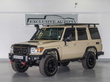 2020-Toyota-Land-Cruiser-76-45-D-V8-Station-Wagon_2