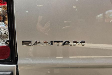 2010-Ford-Bantam-13i-XL_10