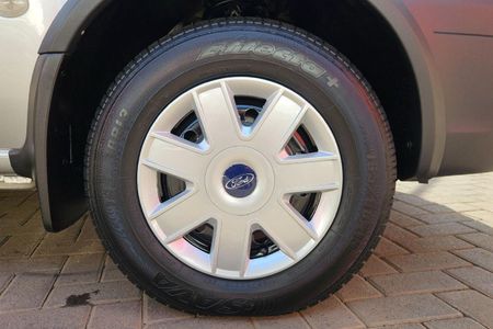 2010-Ford-Bantam-13i-XL_15