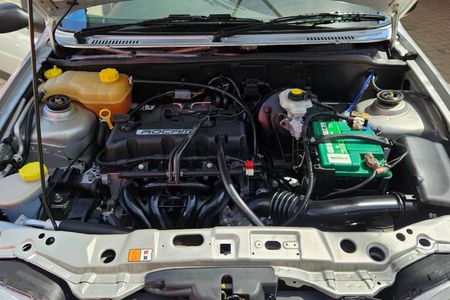 2010-Ford-Bantam-13i-XL_16