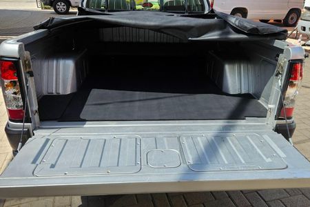 2010-Ford-Bantam-13i-XL_19