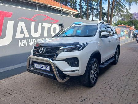 2017-Toyota-Fortuner-28-GD-6-4x4-Auto_0
