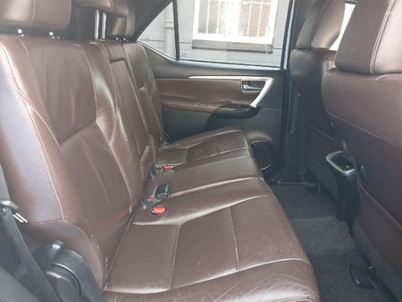 2017-Toyota-Fortuner-28-GD-6-4x4-Auto_13