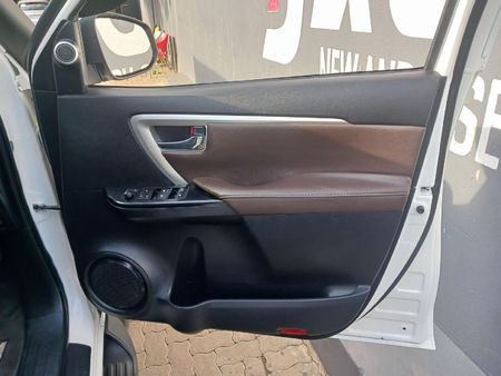 2017-Toyota-Fortuner-28-GD-6-4x4-Auto_14