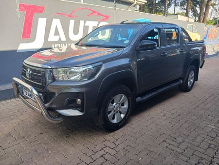 2018-Toyota-Hilux-24-GD-6-Raised-Body-SRX-Double-Cab_0