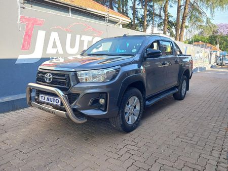 2018-Toyota-Hilux-24-GD-6-Raised-Body-SRX-Double-Cab_5