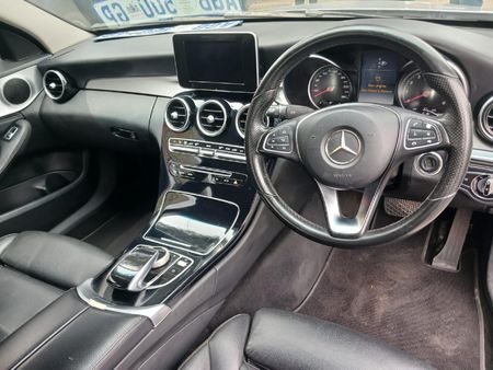2015-Mercedes-Benz-C-Class-C-180-Auto_3