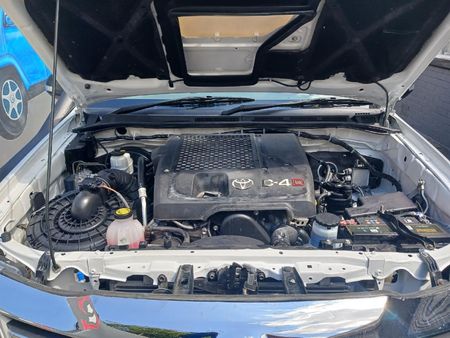 2012-Toyota-Fortuner-30-D-4D-Heritage-Raised-Body_11