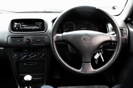 2000-Toyota-Corolla-160i-GLE_7