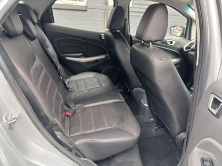 2015-Ford-EcoSport-15-TDCi-Titanium_9
