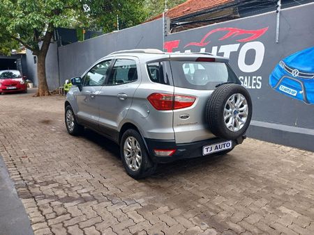 2015-Ford-EcoSport-15-TDCi-Titanium_4