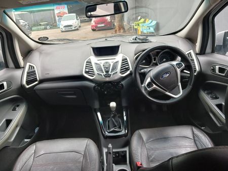 2015-Ford-EcoSport-15-TDCi-Titanium_6