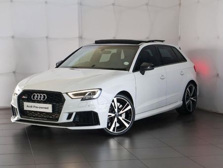 2021-Audi-RS3-Sportback-quattro_0
