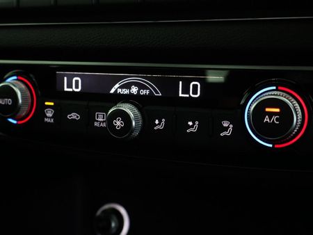 2021-Audi-RS3-Sportback-quattro_22