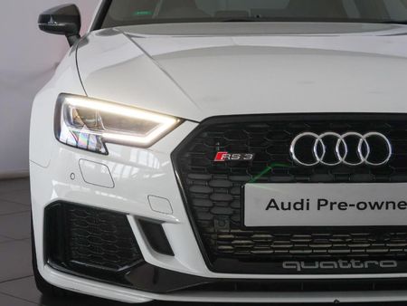 2021-Audi-RS3-Sportback-quattro_6