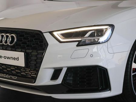 2021-Audi-RS3-Sportback-quattro_7