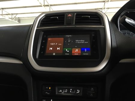 2022-Toyota-Urban-Cruiser-15-Xs-Auto_12