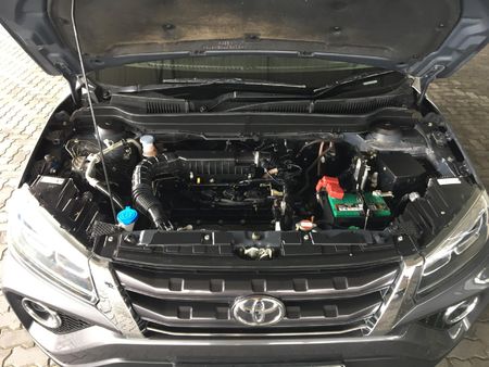 2022-Toyota-Urban-Cruiser-15-Xs-Auto_17