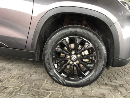 2022-Toyota-Urban-Cruiser-15-Xs-Auto_20