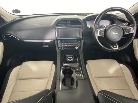 2017-Jaguar-F-Pace-20Di4-AWD-R-Sport_1