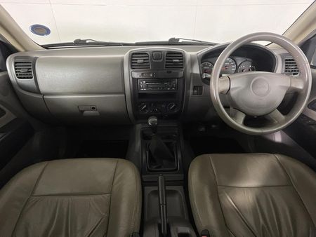 2005-Isuzu-KB-300-TDi-LX-Double-Cab_1