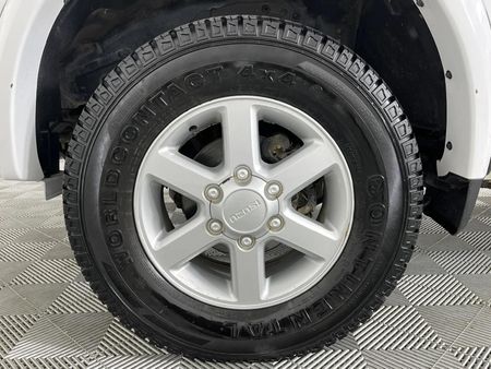 2005-Isuzu-KB-300-TDi-LX-Double-Cab_4