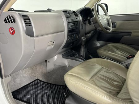 2005-Isuzu-KB-300-TDi-LX-Double-Cab_8